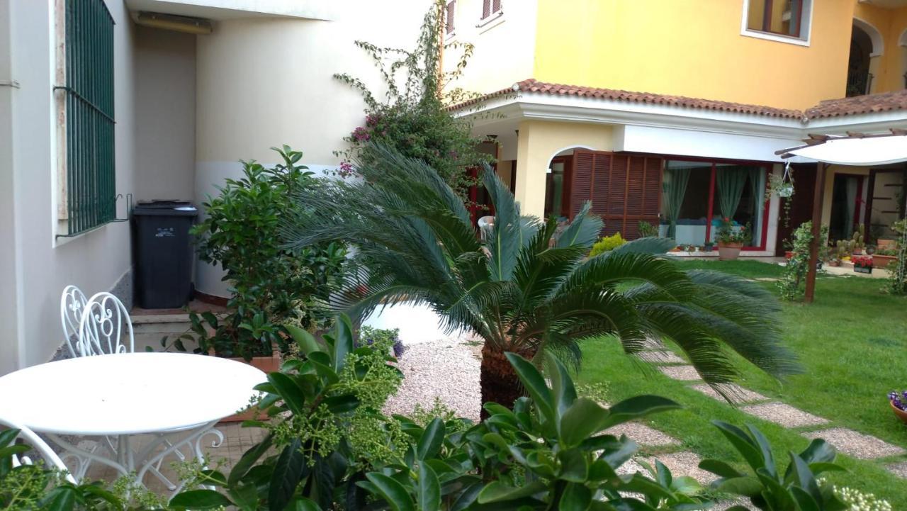 Gemma Di Gallura Charme B&B Ольбия Экстерьер фото