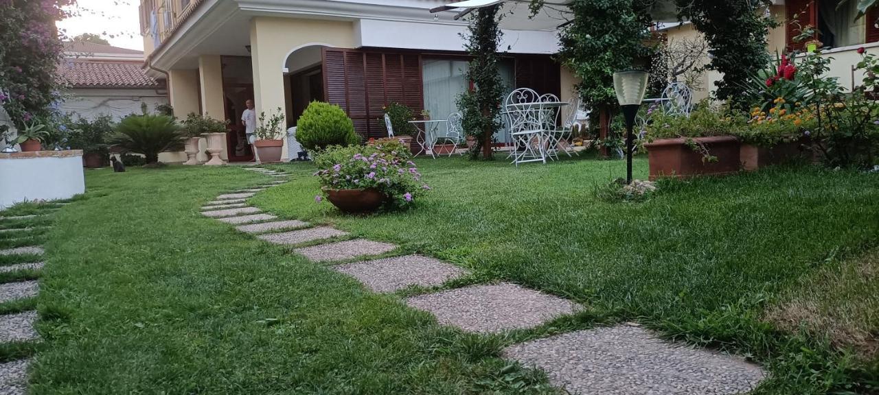 Gemma Di Gallura Charme B&B Ольбия Экстерьер фото